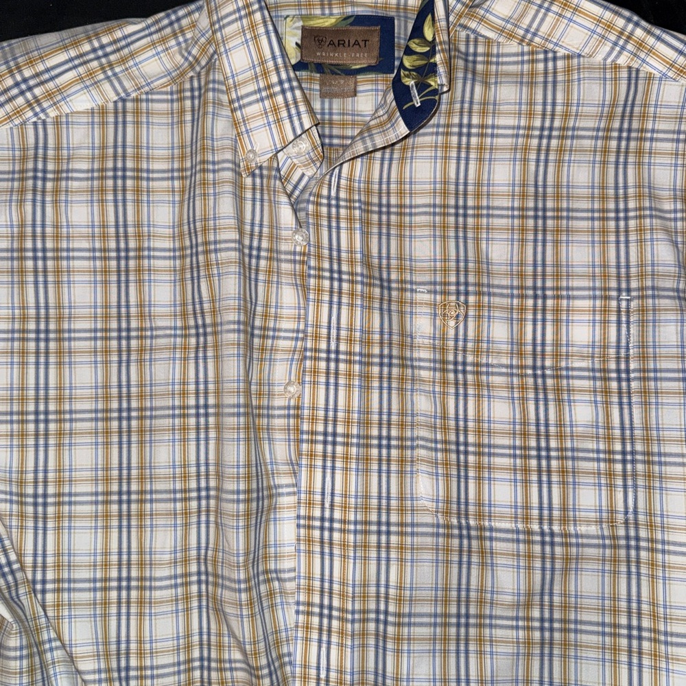 Ariat Men's short sleeve Button Down Shirt